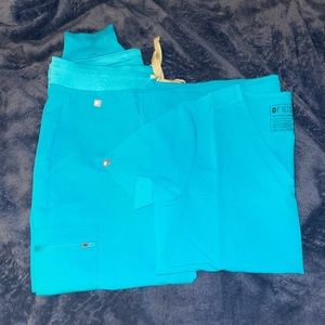 FIGS teal scrub set